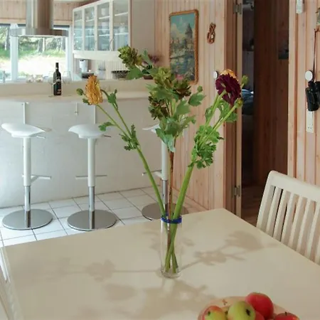 Minka - 300m From The Sea By Interhome