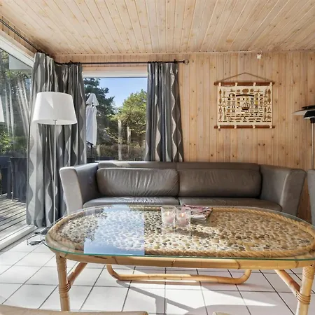 Minka - 300m From The Sea By Interhome *